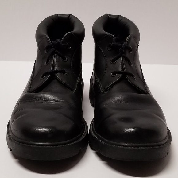 Timberland Classic 3 Eye Chukka "Black" Boots - Picture 5 of 16